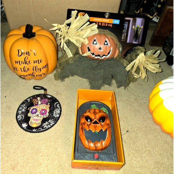 Lot of 5 New Halloween Decor Pumpkins Door Bell 3ft Hanging LED Trinket Skull - Picture 3 of 6